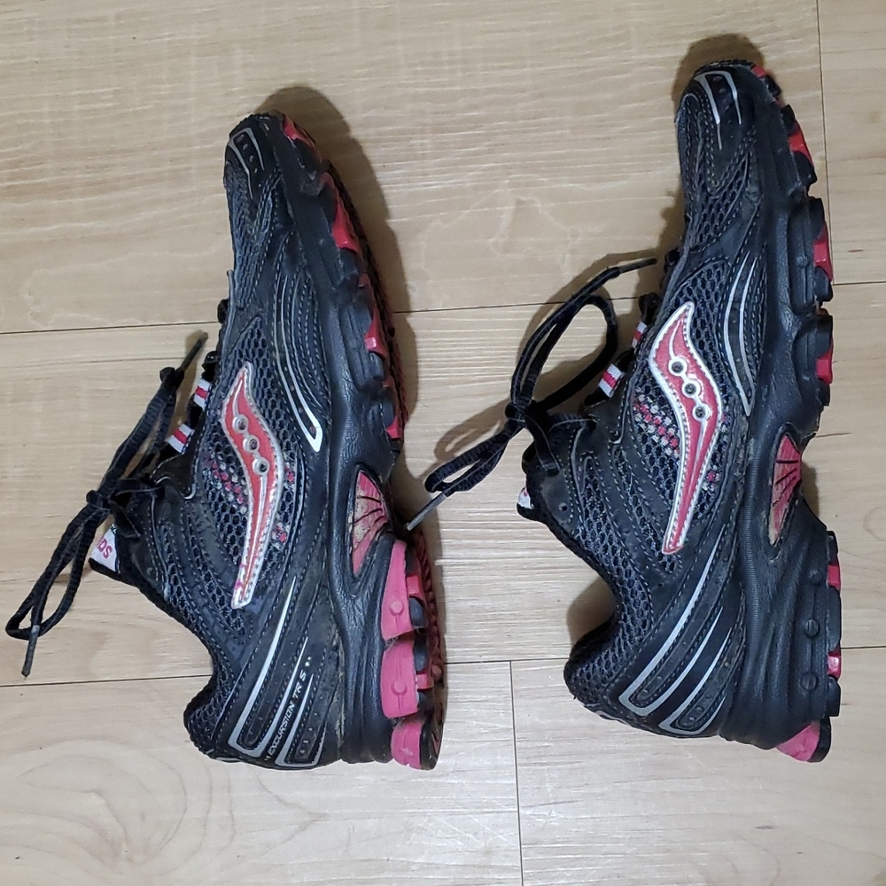 Saucony Grid Excursion Trail Running Sneakers - image 4